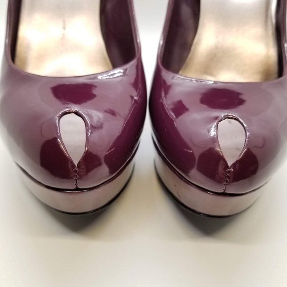 Jessica Simpson Peek Toe Heels - Picture 3 of 5